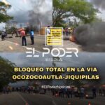 BLOQUEO TOTAL EN LA VÍA OCOZOCOAUTLA-JIQUIPILAS EXIGEN LOCALIZACIÓN DE PERSONAS DESAPARECIDAS